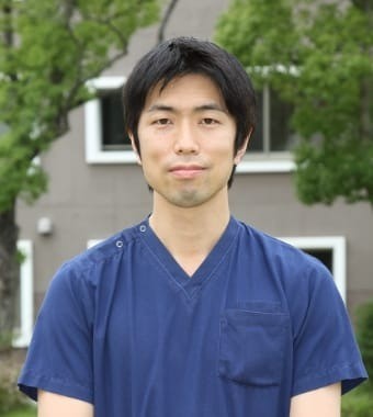 山本 亮